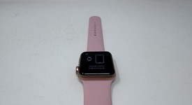 Good
													Apple Watch Series 3 38mm - Gold, A1858, Aluminum - GPS, photo 4 of 6