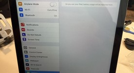 Good
													Apple iPad Air - Unlocked, Gray, 16 GB, photo 4 of 8