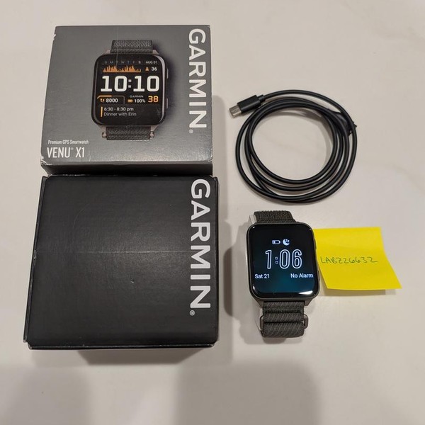 Garmin Venu X1 - Moss