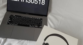 New
													Apple AirPods Max USB-C - Midnight, photo 3 of 9