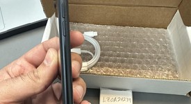 Mint
													Apple iPhone SE 3rd Gen 2022 - Unlocked, Midnight, 64 GB, A2595, photo 3 of 6