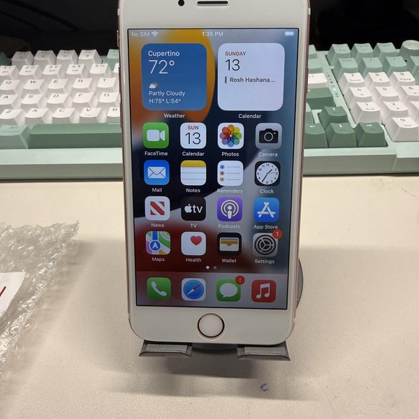 Apple iPhone 6S - Unlocked, 64 GB, Rose Gold, A1688