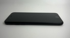 Good
													Apple iPhone SE 3rd Gen 2022 - Unlocked, Midnight, 64 GB, A2595, photo 4 of 6