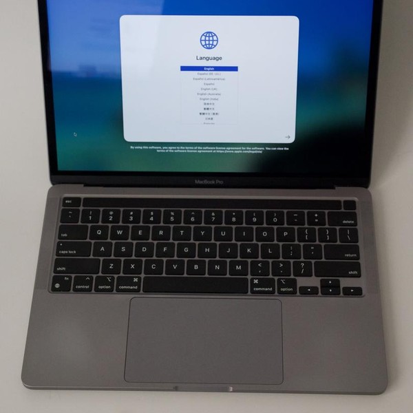 MacBook Pro 2020 - 13 inch - 512 GB, Gray, 16 GB, Apple M1