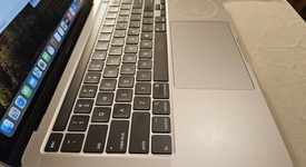 Good
													MacBook Pro 2020 - 13" - I5, Gray, 1 TB, 32 GB, photo 5 of 13