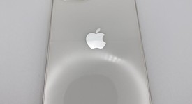 Good
													Apple iPhone 13 - Unlocked, Starlight, 256 GB, A2482, photo 5 of 6
