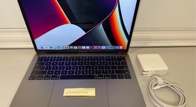 Good
													MacBook Pro 2017 (No Touch Bar) - 13" - I5, Gray, 256 GB, 16 GB, photo 2 of 8