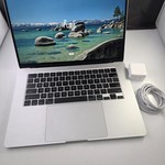 Mint MacBook Air 2025 (M4) - 15 inch - 256 GB, Silver, 16 GB, Apple M4