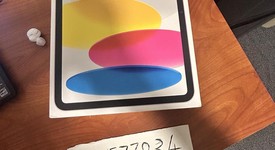 New
													Apple iPad 10th Gen - Wi-Fi, Silver, 64 GB, A2696, photo 2 of 6