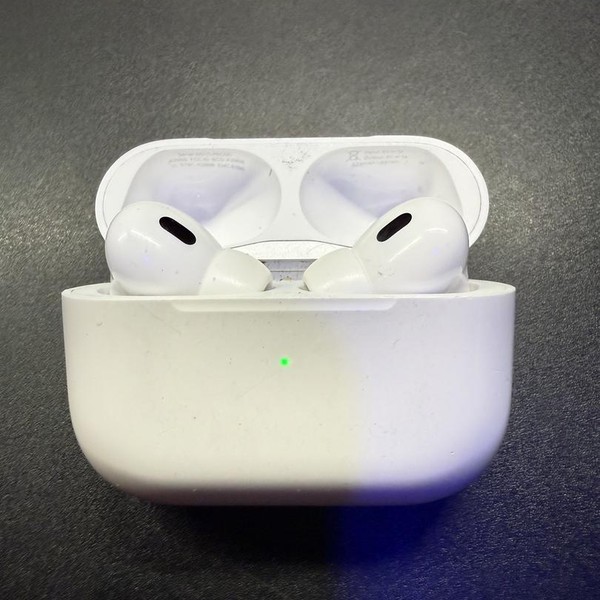Apple AirPods Pro 2 - USB-C