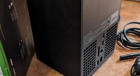 Good
													Xbox Series X (2020) - Black, 1 TB, standard, photo 3 of 4