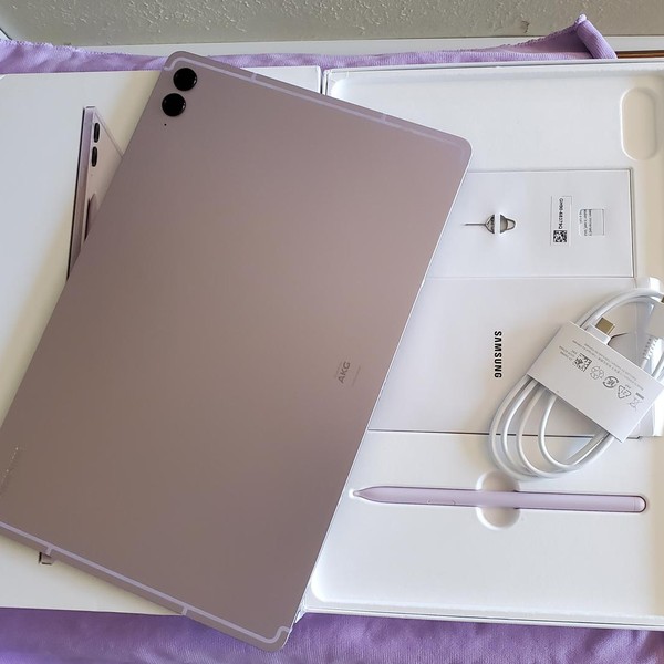 Samsung Galaxy Tab S9 Plus FE - Wi-Fi, 128 GB, Lavender, 8 GB