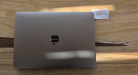 Good
													MacBook Pro 2020 - 13" - I5, Gray, 512 GB, 16 GB, photo 5 of 9