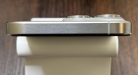 Mint
													Apple iPhone 15 Pro Max - Unlocked, Natural, 512 GB, A2849, photo 4 of 7