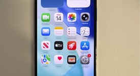 Good
													Apple iPhone 13 Pro Max - Unlocked, Green, 128 GB, A2484, photo 1 of 11