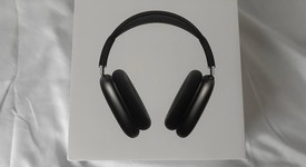 New
													Apple AirPods Max USB-C - Midnight, photo 1 of 6