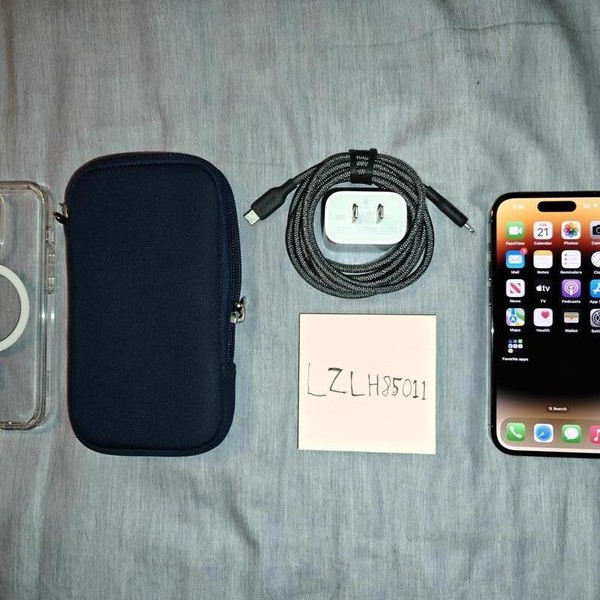 Apple iPhone 14 Pro - Unlocked, 128 GB, Gold, A2650