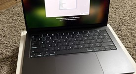 Mint
													MacBook Pro 2024 - 14" - Apple M4, Space Black, 512 GB, 16 GB, photo 1 of 6