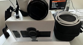 Mint
													Sony ZV-E10 - White, photo 1 of 14