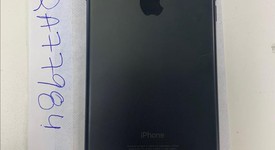 Good
													Apple iPhone 7 Plus - Unlocked, Black, 32 GB, A1661, photo 3 of 3