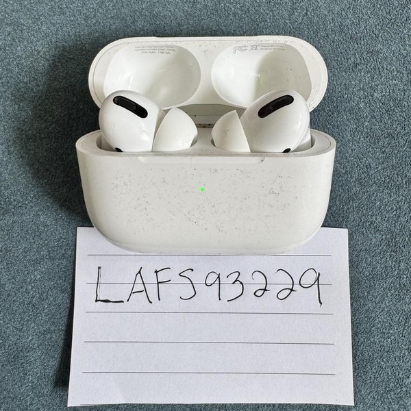 Apple AirPods Pro 2 - Lightning