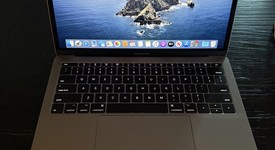 Good
													MacBook Pro 2017 (No Touch Bar) - 13" - I7, Silver, 512 GB, 16 GB, photo 1 of 10