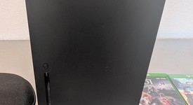 Mint
													Xbox Series X (2020) - Black, 1 TB, standard, photo 3 of 7