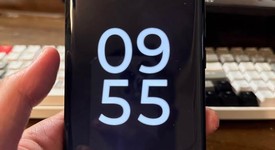 Mint
													Motorola Edge Plus (2023) - Unlocked, Black, 512 GB, 8 GB, photo 2 of 7