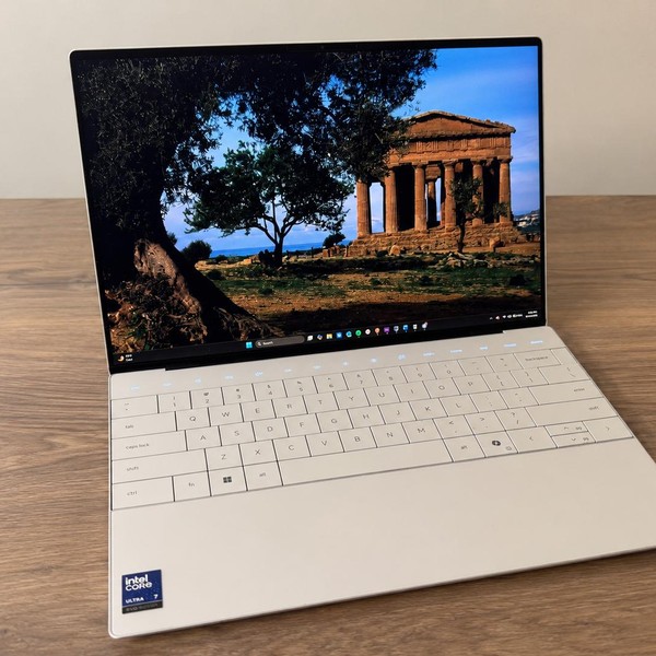 Dell XPS 13 9350 (2024) - 512 GB, Platinum, 16 GB, Intel Core Ultra 7, 2K Non-Touch