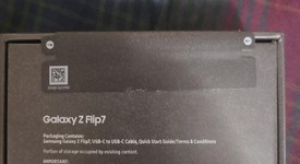 New
													Samsung Galaxy Z Flip7 - Unlocked, Blue Shadow, 512 GB, 12 GB, SM-F766U1, photo 2 of 4