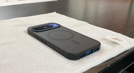 Good
													Google Pixel 10 - Unlocked, Indigo, 128 GB, GLBW0, photo 3 of 20