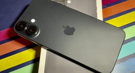 Good
													Apple iPhone 16 Plus - Unlocked, Black, 128 GB, A3082, photo 4 of 5