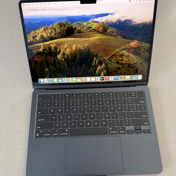 MacBook Air 2022 (M2) - 13 inch - 256 GB, Midnight, 16 GB, Apple M2