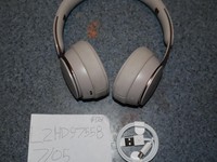 Beats Solo Pro