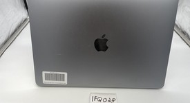 Fair
													MacBook Pro 2017 (No Touch Bar) - 13" - I5, Gray, 256 GB, 8 GB, photo 4 of 6