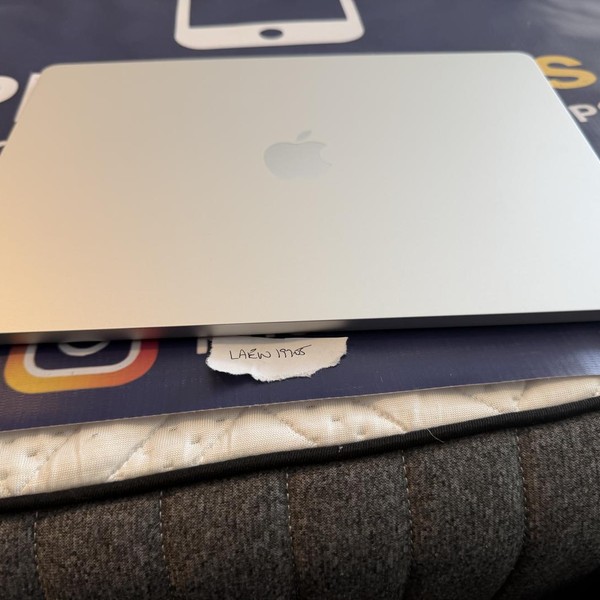 MacBook Air 2026 (M5) - 15 inch - 512 GB, Silver, 16 GB, Apple M5 10-Core (10-core GPU)