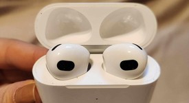Used
													Apple AirPods 3rd Gen - MagSafe Case, photo 5 of 7