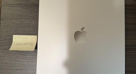 Mint
													Apple iPad 11th Gen - Wi-Fi, Silver, 256 GB, A3354, photo 2 of 8