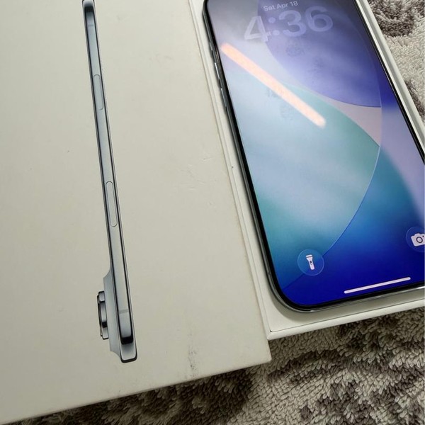 Apple iPhone Air - Unlocked, 512 GB, Sky Blue, A3260