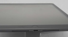 Mint
													Apple iPad 9th Gen - Unlocked, Gray, 64 GB, A2603, photo 2 of 7
