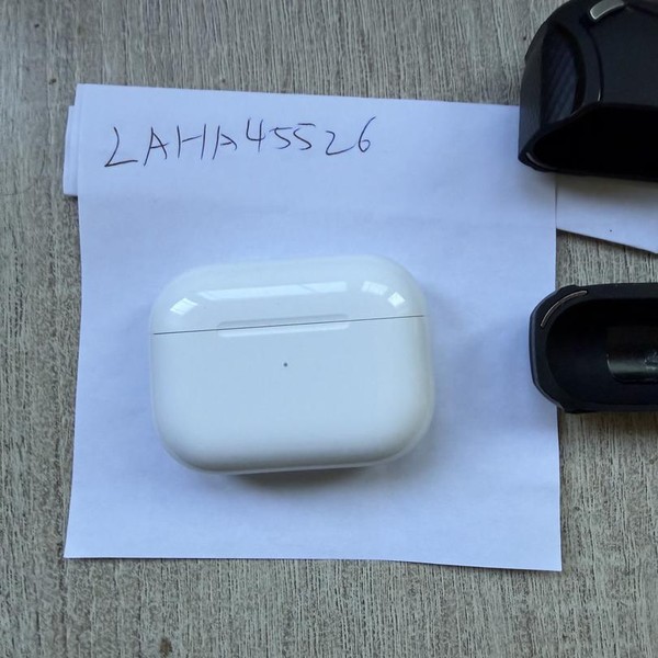 Apple AirPods Pro 2 - USB-C