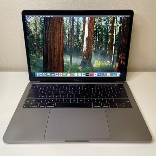 MacBook Pro 2018 (With Touch Bar) - 13 inch - 512 GB, Gray, 16 GB, Intel Core i7
