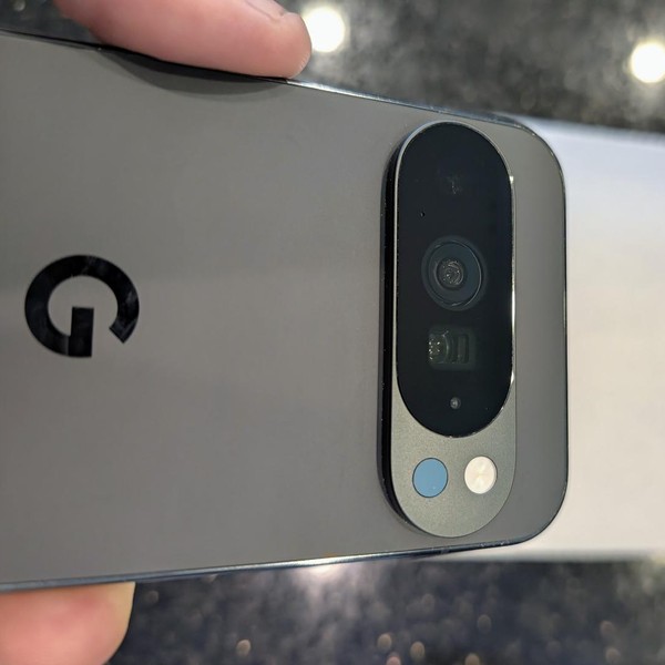 Google Pixel 10 Pro XL - T-Mobile, 256 GB, Obsidian, GUL82