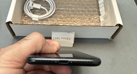 Mint
													Apple iPhone SE 3rd Gen 2022 - Unlocked, Midnight, 64 GB, A2595, photo 4 of 6