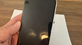 Fair
													Apple iPhone 11 - Unlocked, White, 64 GB, A2111, photo 4 of 6