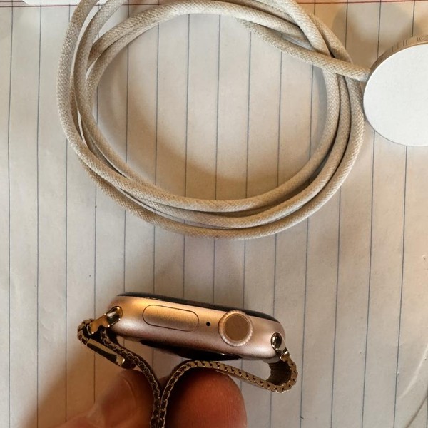 Apple Watch Series 11 42mm - Rose Gold, A3331 - GPS, Aluminum