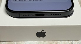 Mint
													Apple iPhone 17 - Unlocked, Black, 256 GB, A3258, photo 5 of 11