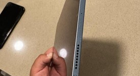 Good
													Apple iPad Air 5th Gen - Wi-Fi, Blue, 64 GB, A2588, photo 1 of 7