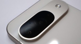 Mint
													Google Pixel 9 - Unlocked, Porcelain, 128 GB, 12 GB, G2YBB, photo 5 of 9