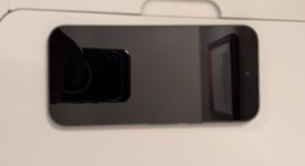 Mint
													Google Pixel 9a - Unlocked, Obsidian, 128 GB, 8 GB, photo 3 of 7